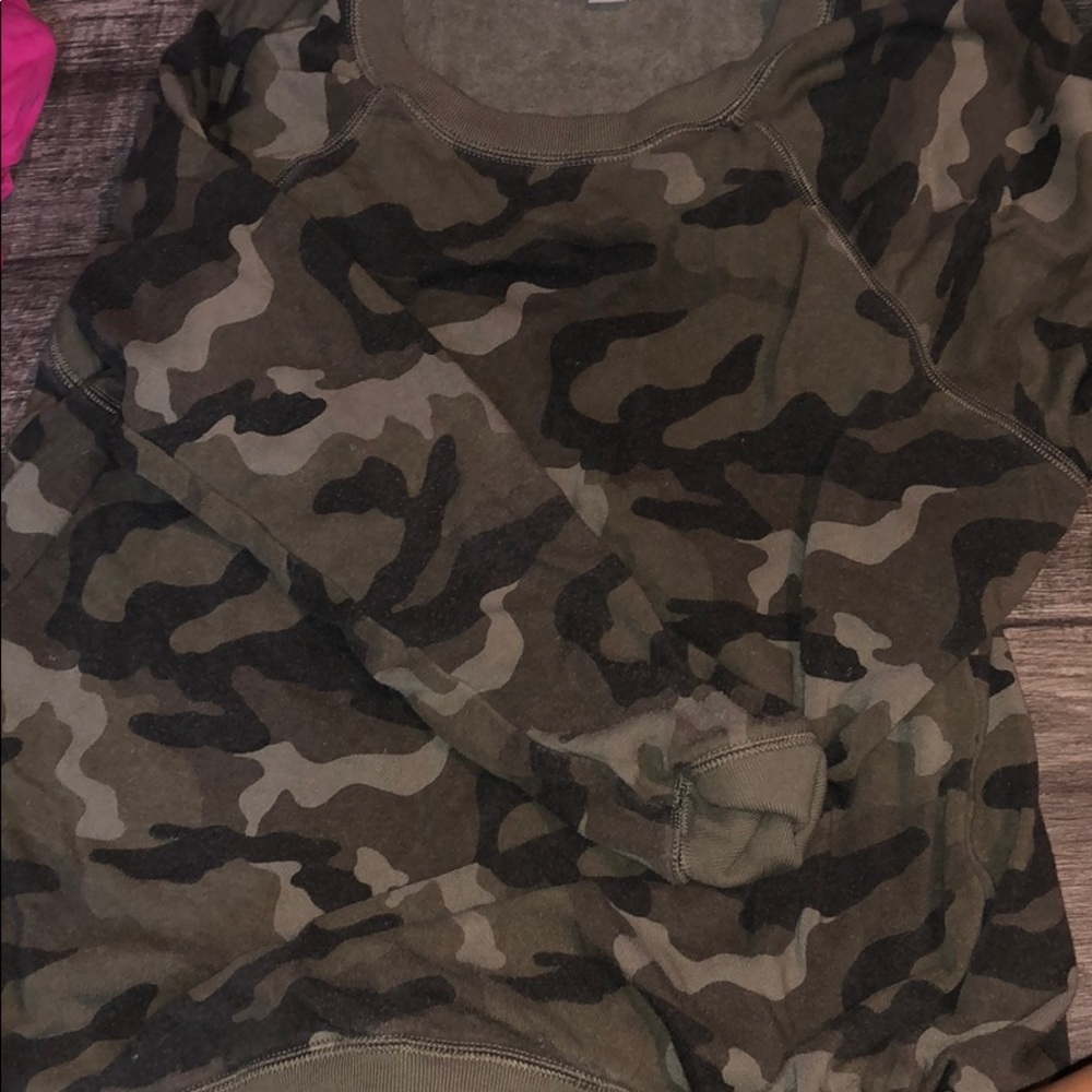 Camo American eagle shirt